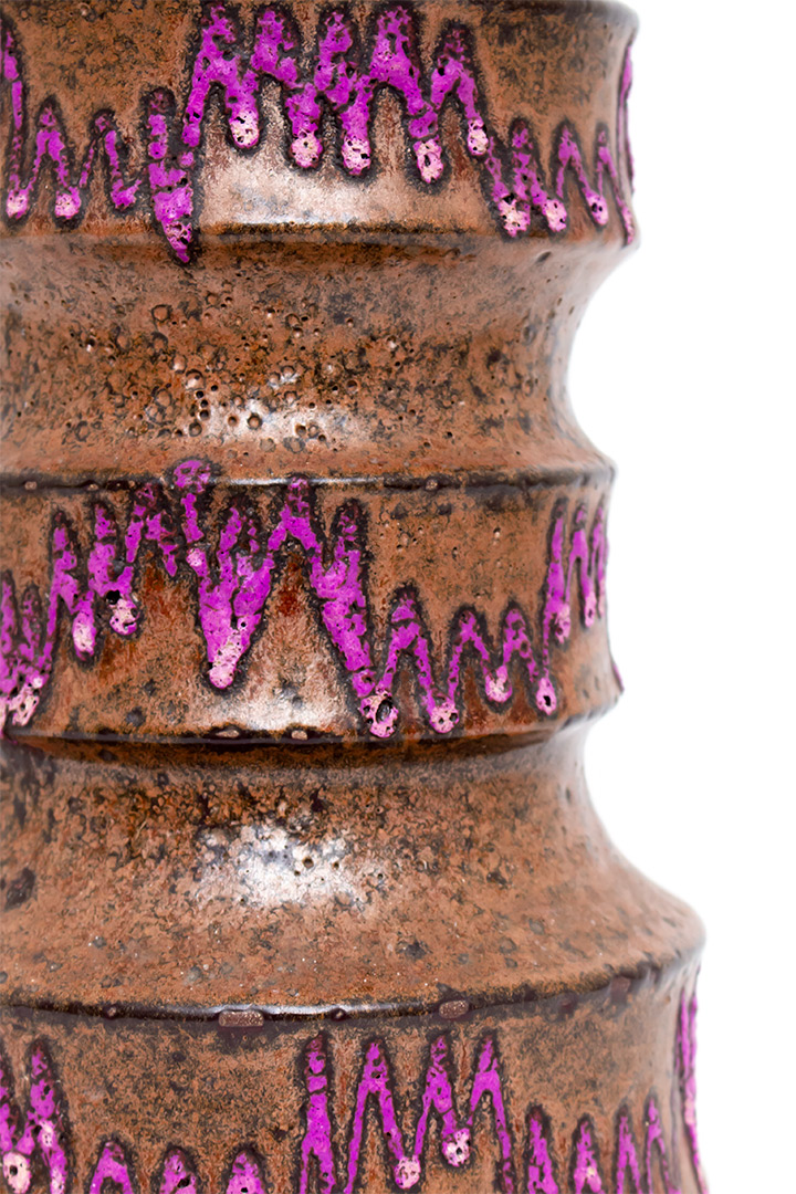 West-Germany vaas Pagoda Scheurich 267-38 bruin met paarse zigzag