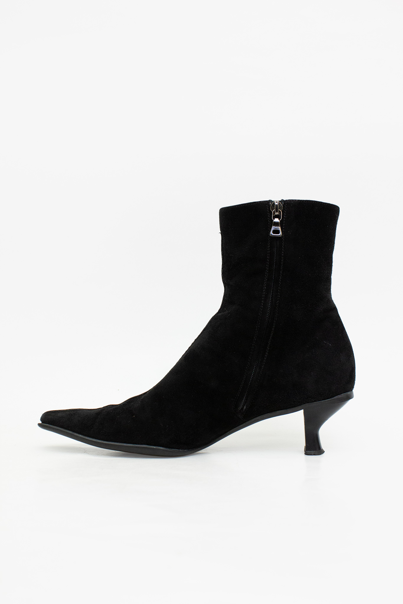 Y2K zwarte suède Prada enkellaarsjes