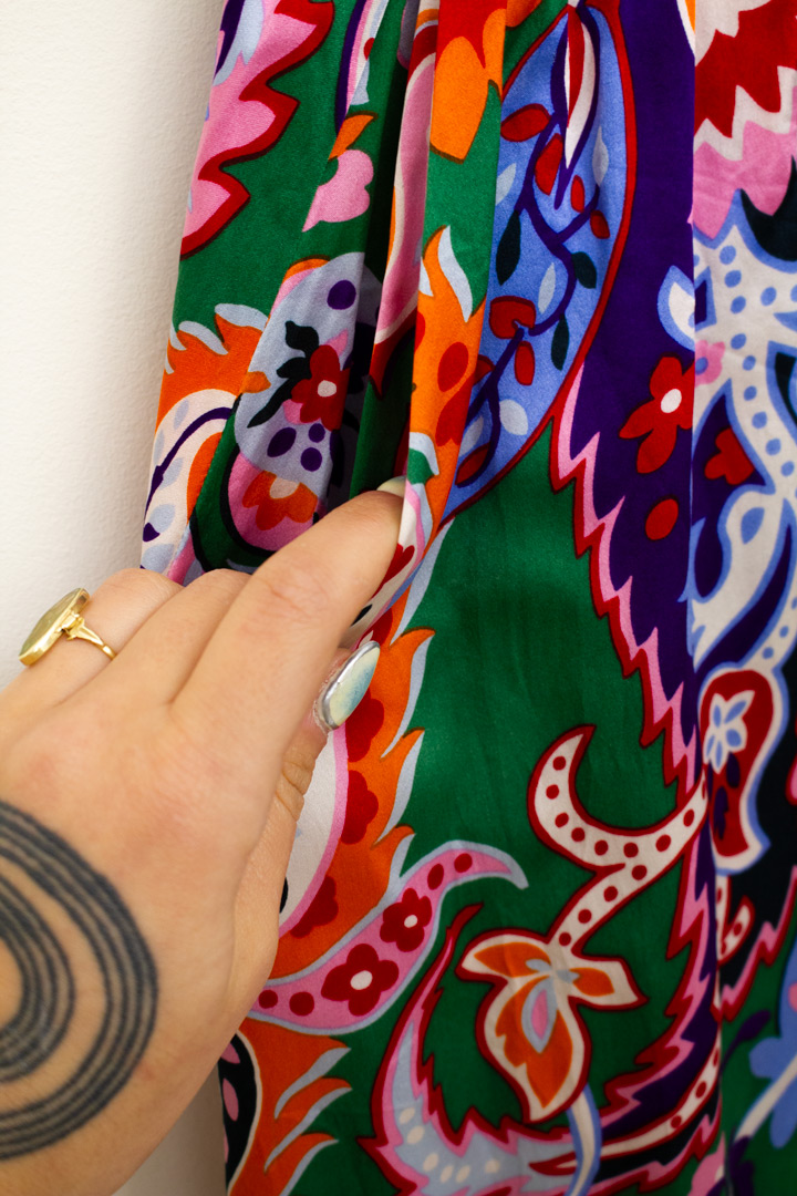 Zijden Kenzo rok met rijke groen gekleurde print