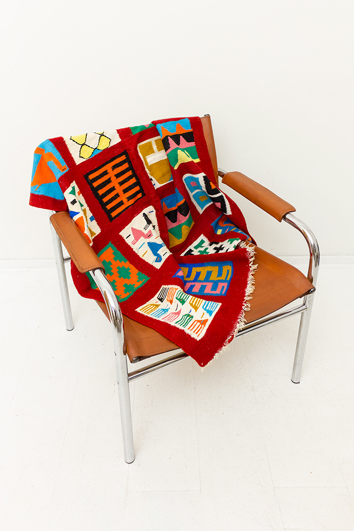 Zuid-Amerikaans wollen wandkleed rood met verschillende vlakken