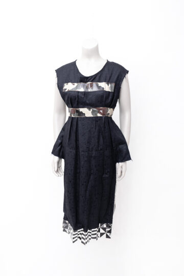 Zwarte jurk Comme des Garçons 2000 met camouflageprint en plastic bies