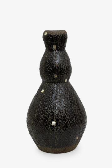 Zwarte sgraffito Aboriginal / Australische keramieken vaas met parelmoer