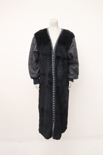 Zwarte vintage Jean Paul Gaultier Junior bontjas met gewatteerde mouwen