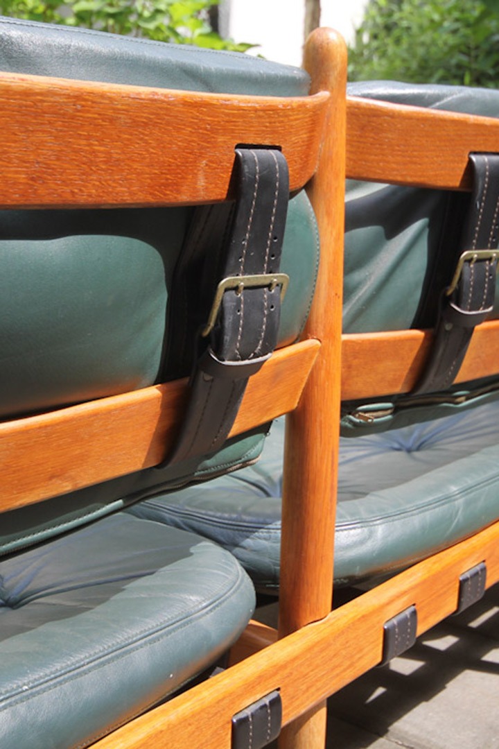 arne-norell-coja-donkergroen-leren-bank