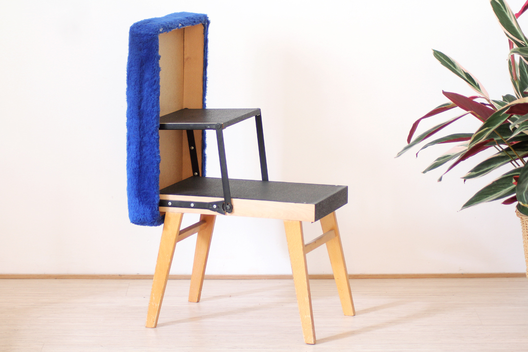 Blauw harig vintage voetenbankje / trapje - Afbeelding 3