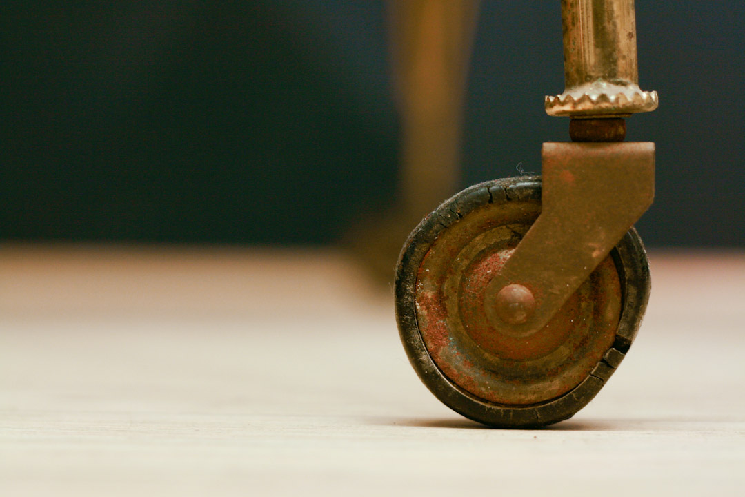 Franse Art Deco bijzettafel groen marmer look