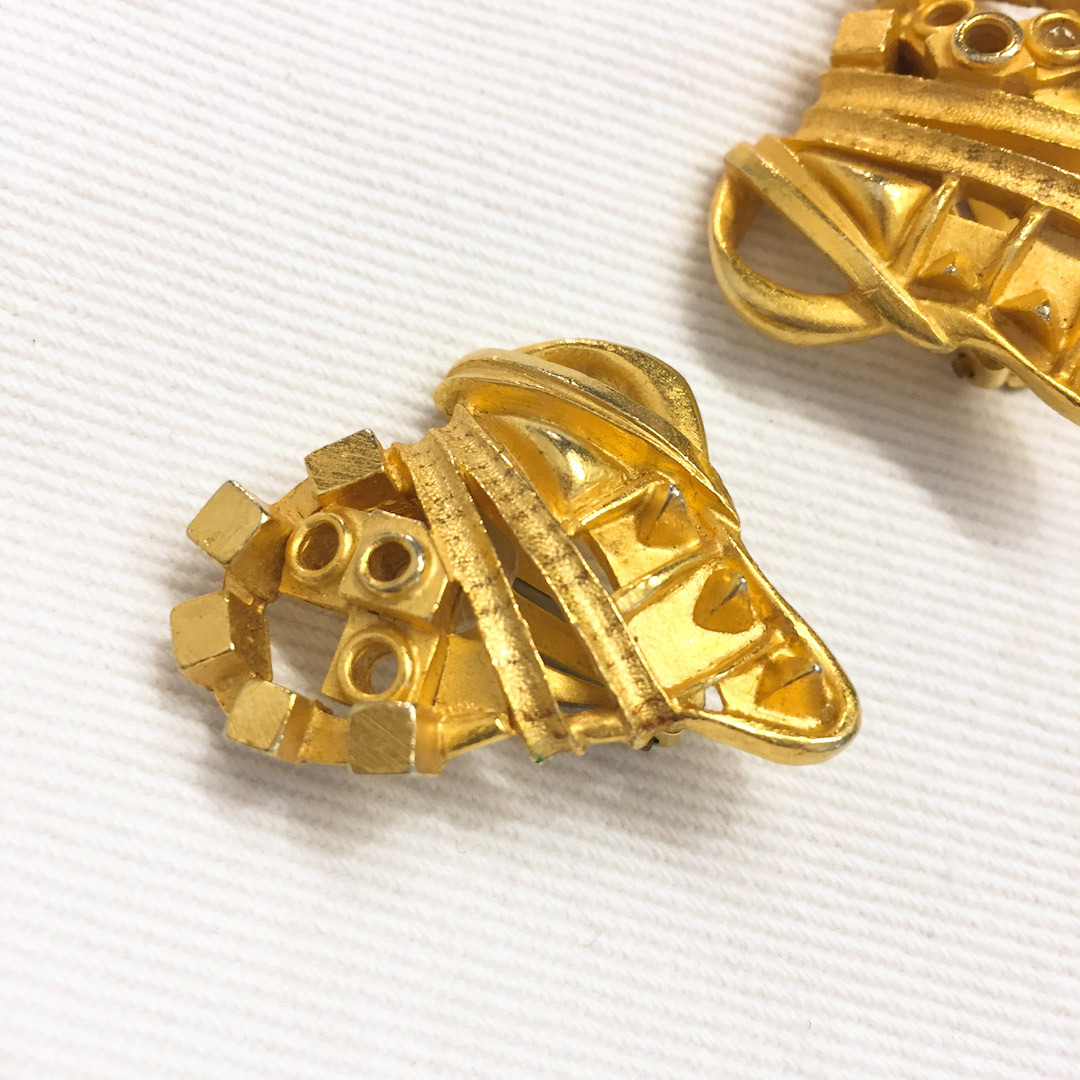 Christian Lacroix eighties clip-on oorbellen verguld